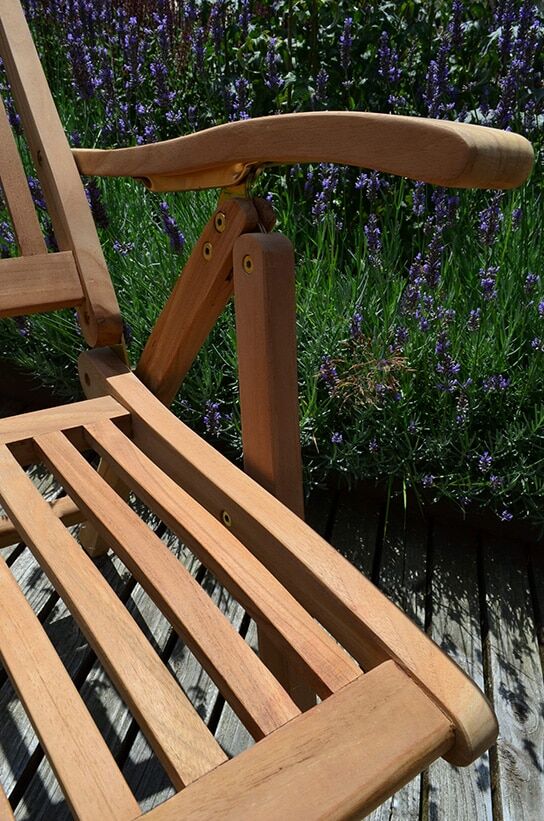 6 Seater Ambleside Teak Garden Dining Set - Ambleside 1.2m-1.8m Round Extending Table with 6 Teak Recliner Armchairs