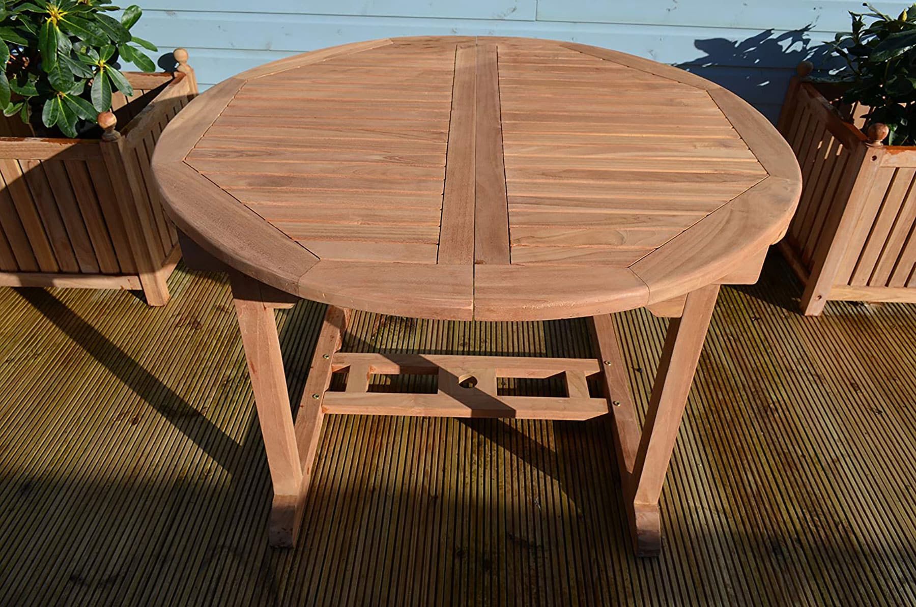 Ambleside | 1.2 -1.8m Round Extending Teak Garden Dining Table | 4 to 8 Seater