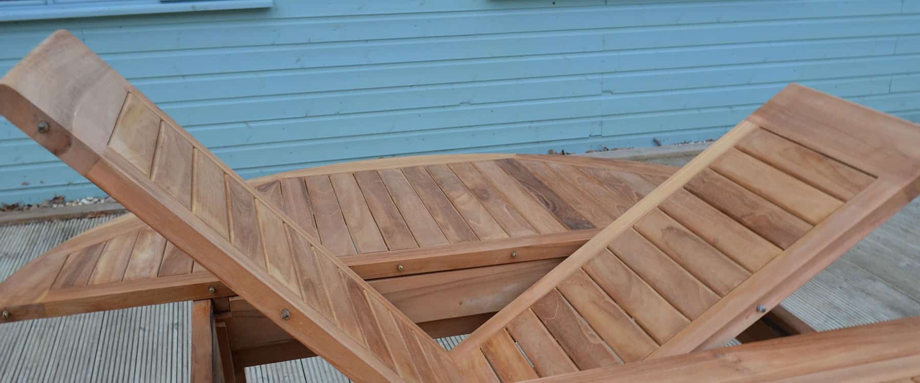 Ambleside | 1.2 -1.8m Round Extending Teak Garden Dining Table | 4 to 8 Seater