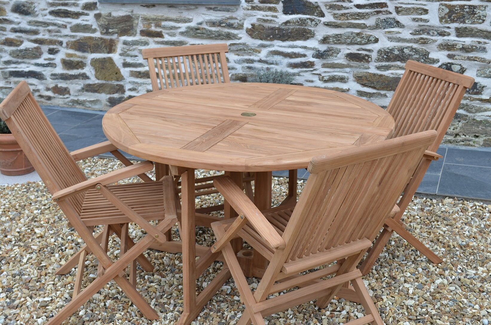 4 Seater Bucklebury Teak Garden Dining Set - Bucklebury 1.2m Round Gateleg Table with 4 Teak Folding Armchairs