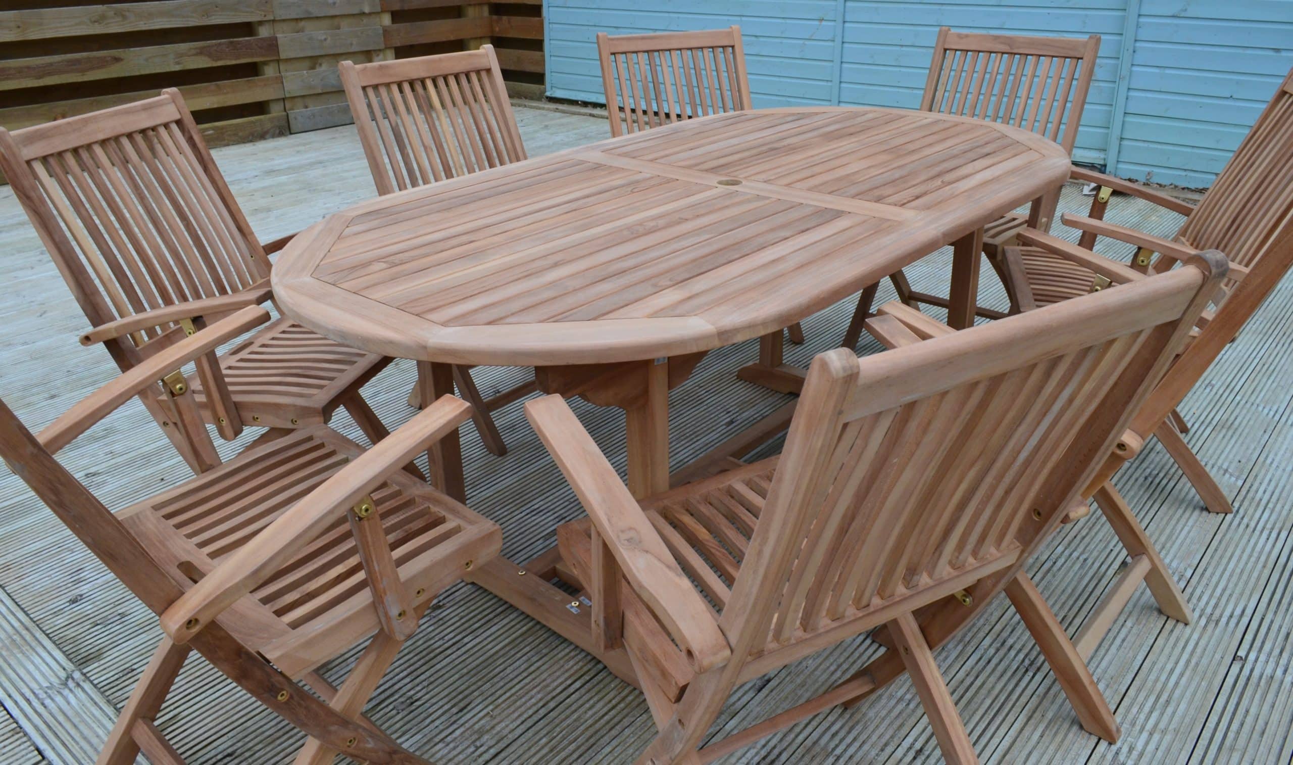 Acle | 1.9m Oval Fixed Teak Garden Dining Table | 6 to 8 Seater