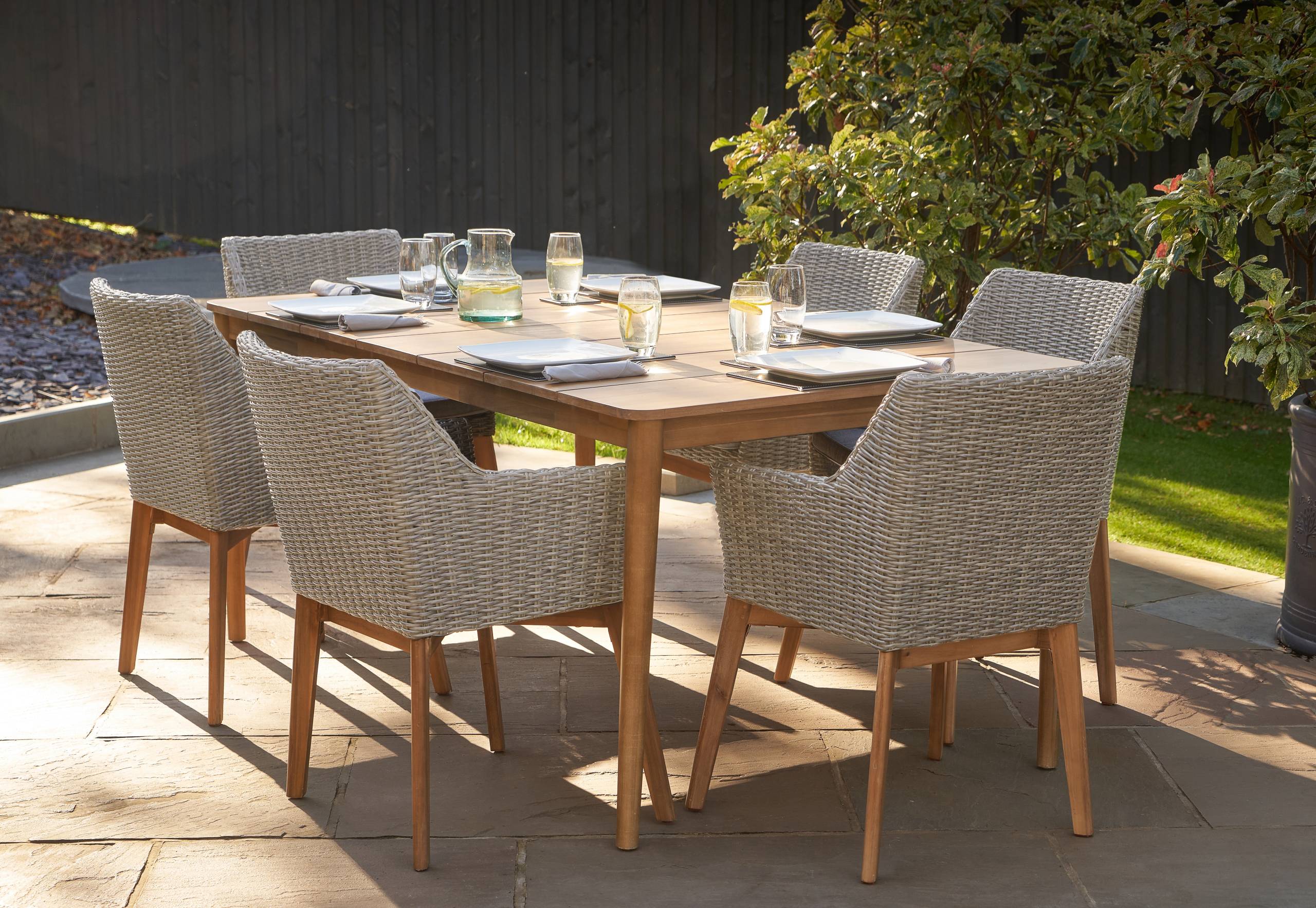 Larissa Dining Set Light Grey